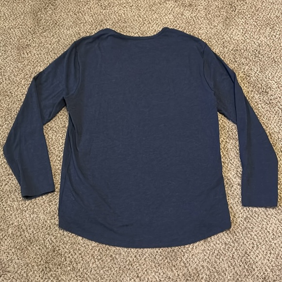 Men’s XL Lululemon long sleeve - Picture 2 of 3